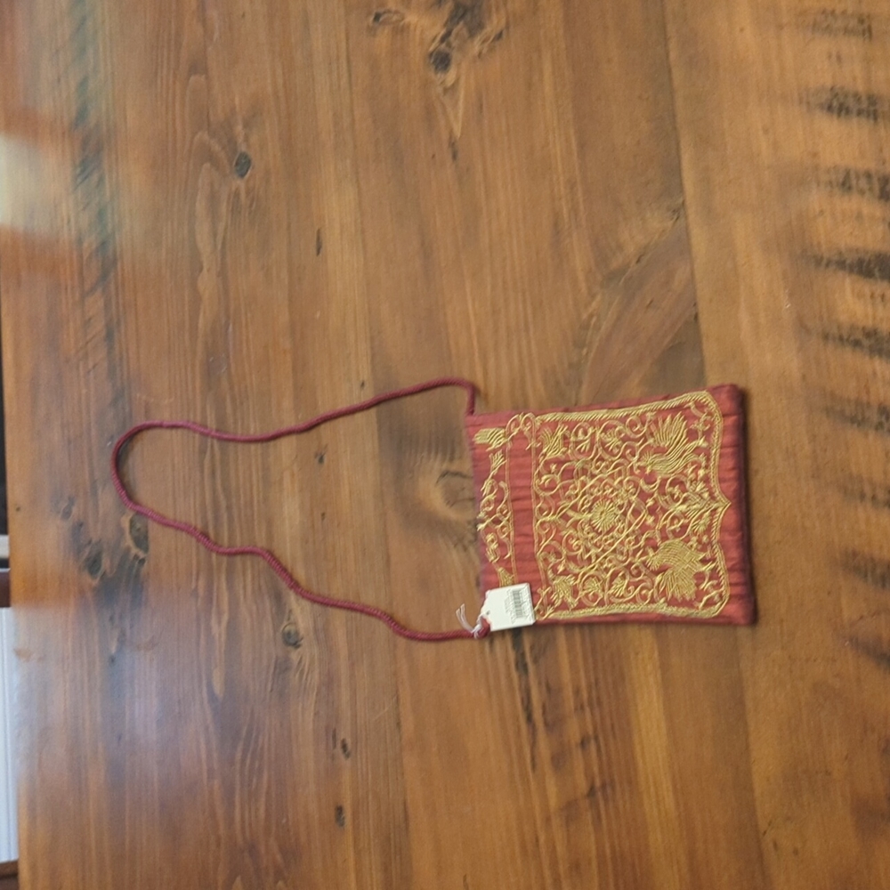 NWT embroidery cross body bag